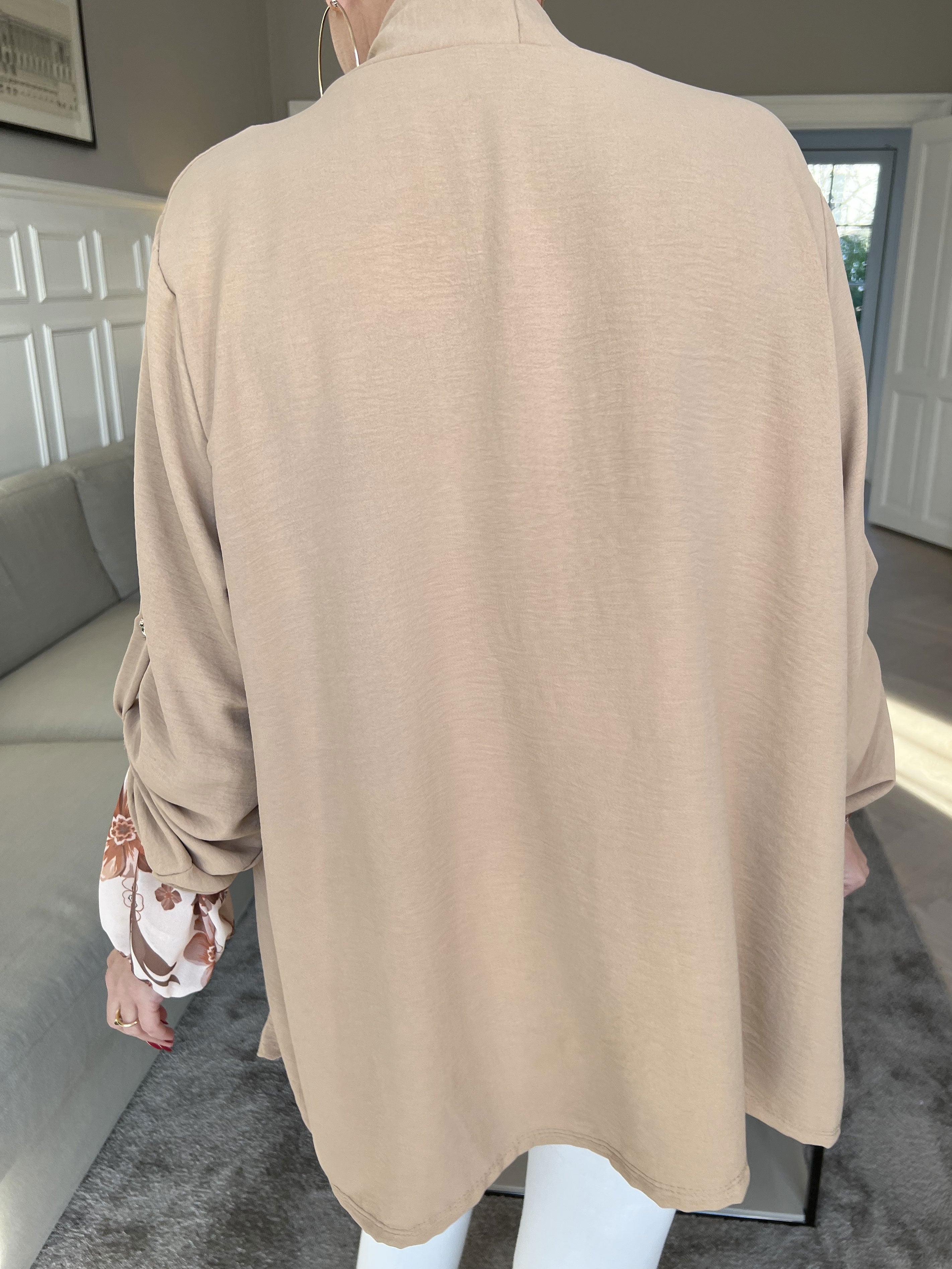 Dream - Enkel kofta i lätt och fint tyg - Green